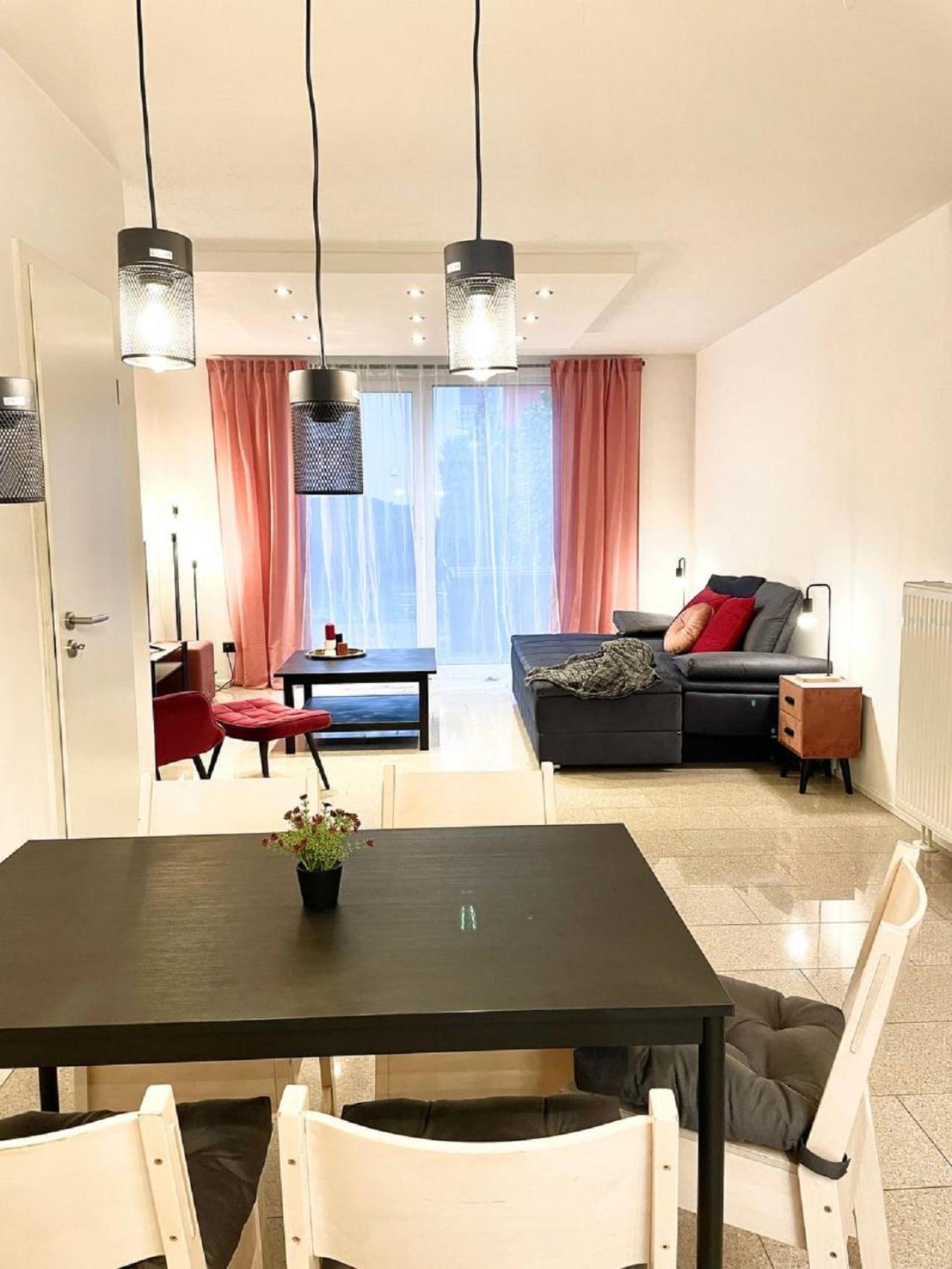 Geraeumiges Ferienhaus In Koblenz Koblenz  Eksteriør bilde