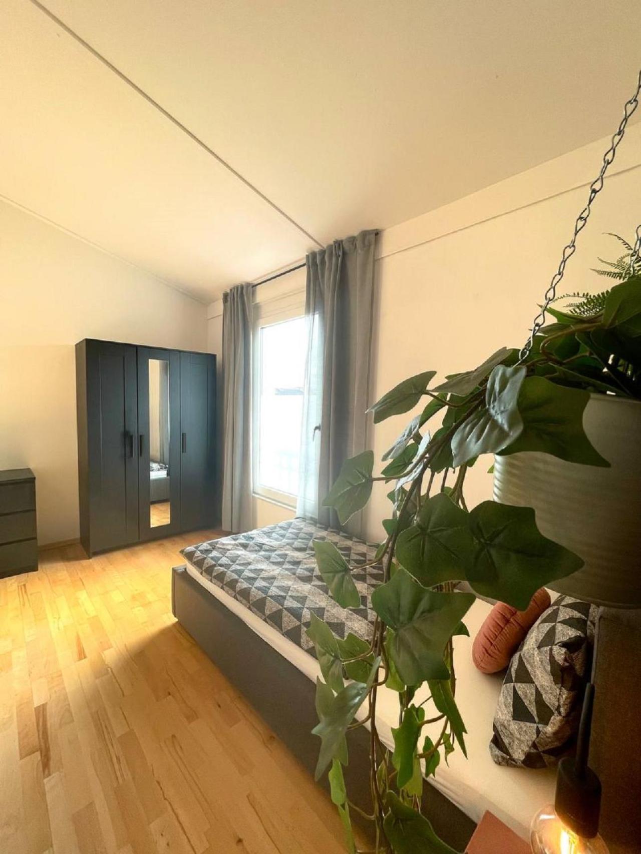 Geraeumiges Ferienhaus In Koblenz Koblenz  Eksteriør bilde
